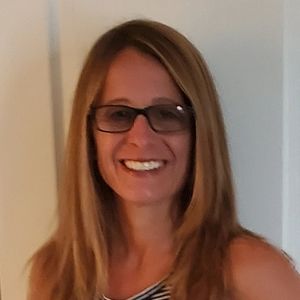 Meet your Posher, Annamaria